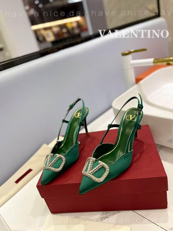 Valentino Women's Shoes 561